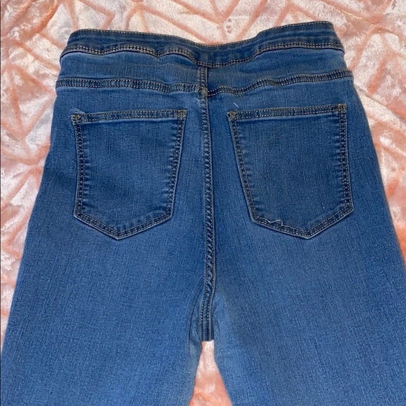 H&M Jeans - Picture 2 of 5